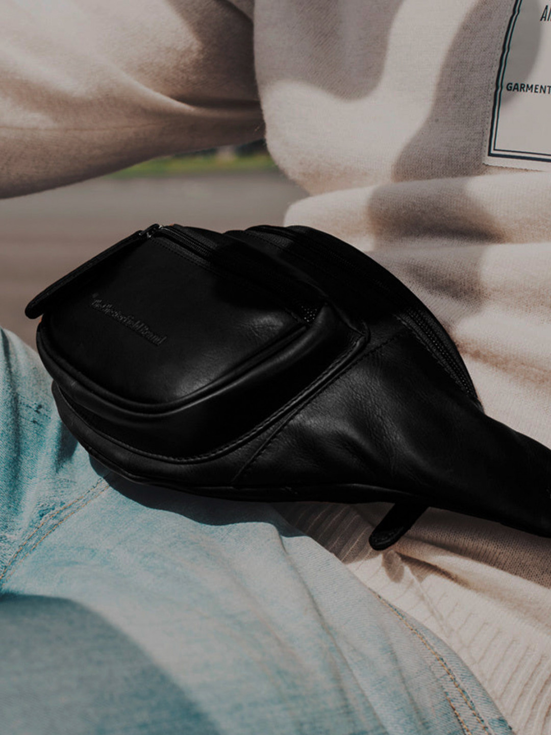 Kožená ledvinka The Chesterfield Brand Jacki – černá